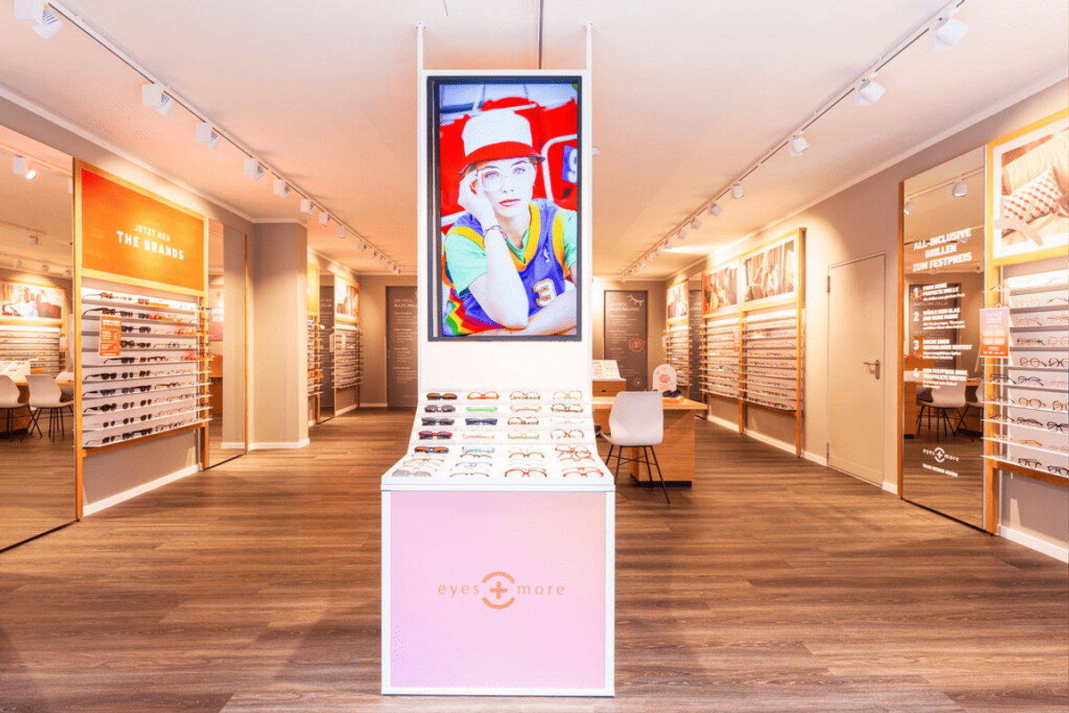 eyes + more expansion med stöd av Tenrep